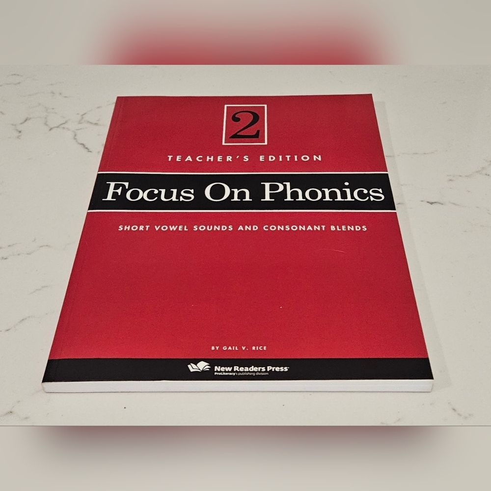 BOGO Focus on Phonics 2: Short Vowel Sounds and Consonant Blends Gail Rice